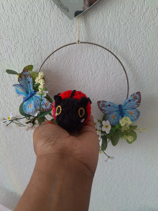 Petite Coccinelle au crochet – Création artisanale unique KREYOLIACROCHET